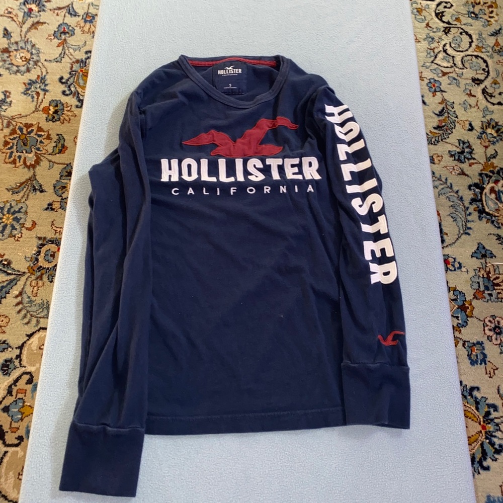 Hollister shirt